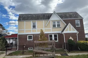 111-27 209th Pl, Queens Village, NY 11429 - Photo 2