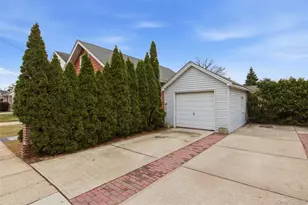 17 Park Pl, Floral Park, NY 11001 - Photo 30