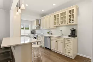 17 Park Pl, Floral Park, NY 11001 - Photo 16