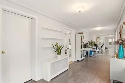 17 Park Place, Floral Park, NY 11001 - Photo 4