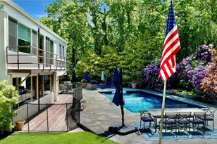 162 Middle Line, Southampton, NY 11968 - Photo 2