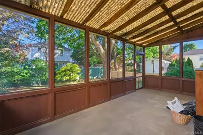 65 Grant Avenue, Albertson, NY 11507 - Photo 10