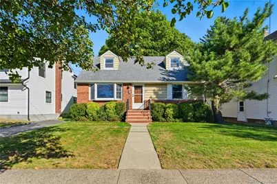65 Grant Avenue, Albertson, NY 11507 - Photo 1