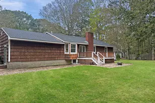 12 Ida Ln, Aquebogue, NY 11901 - Photo 4