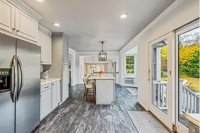 50 Mole Place, Amityville, NY 11701 - Photo 10