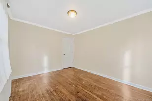 50 Mole Pl, Amityville, NY 11701 - Photo 24