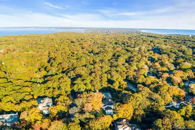 19 Bay Woods Drive, Hampton Bays, NY 11946 - Photo 32