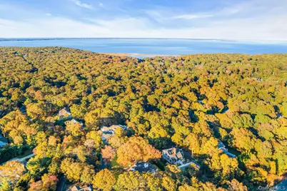 19 Bay Woods Drive, Hampton Bays, NY 11946 - Photo 34