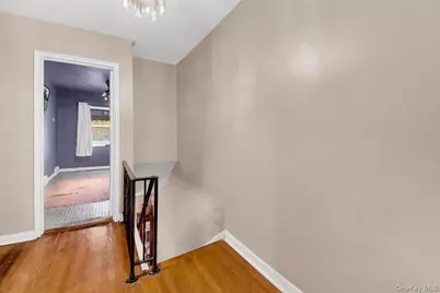 3302 Colden Avenue, Bronx, NY 10469 - Photo 12