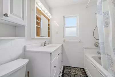 962 Washington Street, Baldwin, NY 11510 - Photo 14