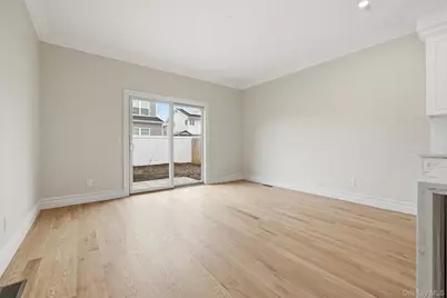 2 Griffin Lane, Syosset, NY 11791 - Photo 10