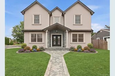 2 Griffin Lane, Syosset, NY 11791 - Photo 1