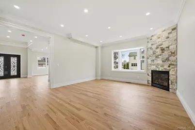 2 Griffin Lane, Syosset, NY 11791 - Photo 12
