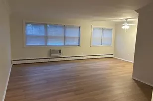 221 N Middletown Rd, Pearl River, NY 10965 - Photo 4