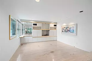 147 Darters Ln, Manhasset, NY 11030 - Photo 4