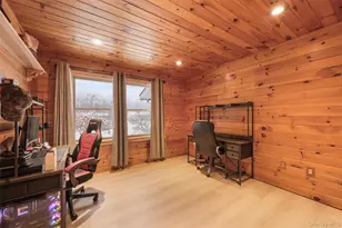 445 N Quaker Ln, Hyde Park, NY 12538 - Photo 24