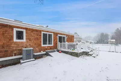 445 N Quaker Lane, Hyde Park, NY 12538 - Photo 30