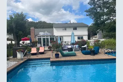 69 Lauren Avenue, Dix Hills, NY 11746 - Photo 36