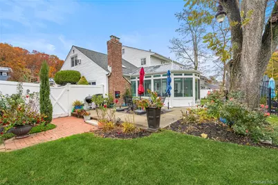69 Lauren Avenue, Dix Hills, NY 11746 - Photo 28