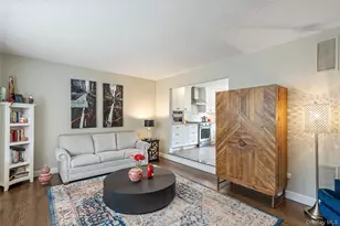 69 Lauren Ave, Dix Hills, NY 11746 - Photo 6