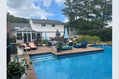 69 Lauren Avenue, Dix Hills, NY 11746 - Photo 34