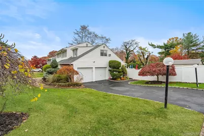 69 Lauren Avenue, Dix Hills, NY 11746 - Photo 2