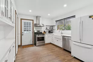 33 Whalers Dr, Sag Harbor, NY 11963 - Photo 12