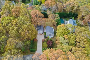 33 Whalers Dr, Sag Harbor, NY 11963 - Photo 36