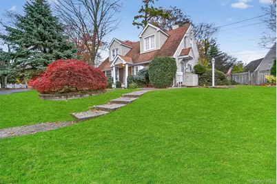 126 Mountaindale Road, Yonkers, NY 10710 - Photo 4