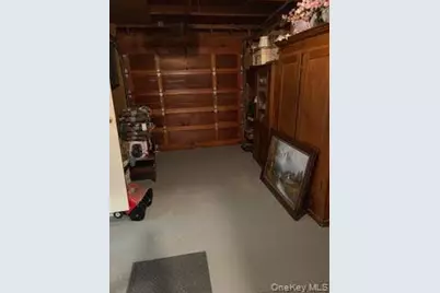 77 Universe Drive, Levittown, NY 11756 - Photo 18