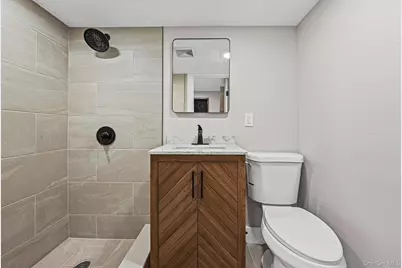 63 Cedar Avenue, Farmingdale, NY 11735 - Photo 14