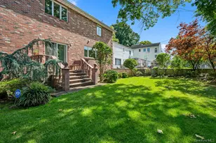 64-16 211th St, Bayside, NY 11364 - Photo 20