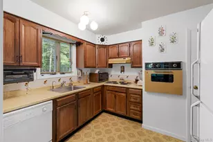 16 Fairway Dr, Highland Lake, NY 12743 - Photo 18