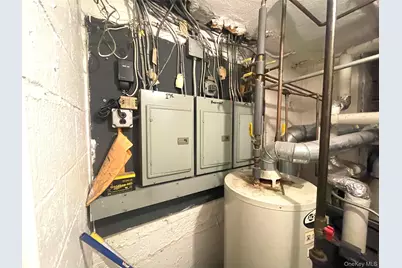 1194 Lydig Avenue, Bronx, NY 10461 - Photo 18