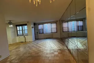 70-25 Yellowstone Blvd, Forest Hills, NY 11375 - Photo 4