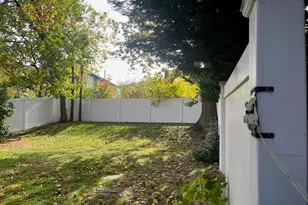 152-44 12th Ave, Whitestone, NY 11357 - Photo 14