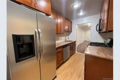 150 Glenwood Avenue #H3, Yonkers, NY 10703 - Photo 6