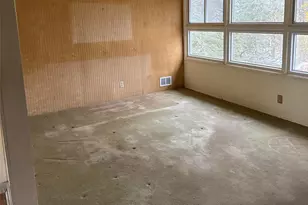 724 Locksley Rd, Yorktown Heights, NY 10598 - Photo 4