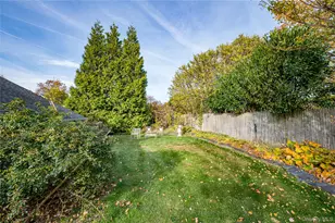 178 S Bayview Ave, Amityville, NY 11701 - Photo 28