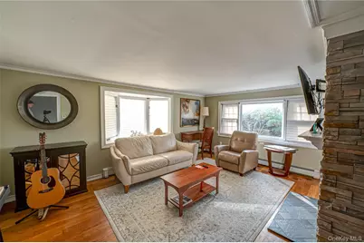 178 S Bayview Avenue, Amityville, NY 11701 - Photo 12