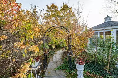 178 S Bayview Avenue, Amityville, NY 11701 - Photo 30