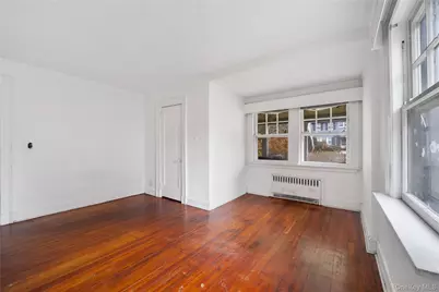 1 Glenwood Avenue, New Rochelle, NY 10801 - Photo 10