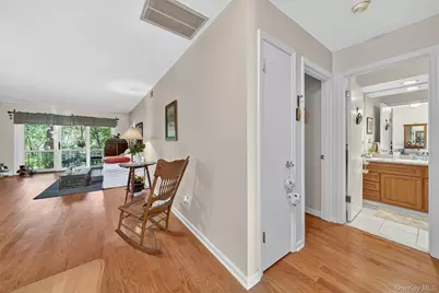 101 Eagle Bay Drive #101, Ossining, NY 10562 - Photo 6