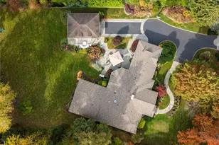 12 Orchard Dr, Woodbury, NY 11797 - Photo 2