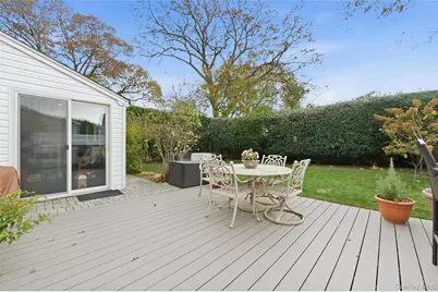 42 Homecrest Court, Oceanside, NY 11572 - Photo 24