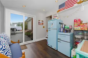 42 Homecrest Ct, Oceanside, NY 11572 - Photo 12