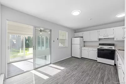 49 Freedom Lane, Coram, NY 11727 - Photo 6