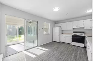 49 Freedom Ln, Coram, NY 11727 - Photo 6