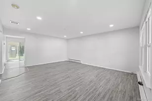 49 Freedom Ln, Coram, NY 11727 - Photo 4