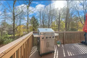 26 Hidden Creek Blvd, Monroe, NY 10950 - Photo 6